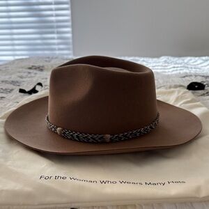 NWT GIGI PIP Tan Women's Hat with Braided Band